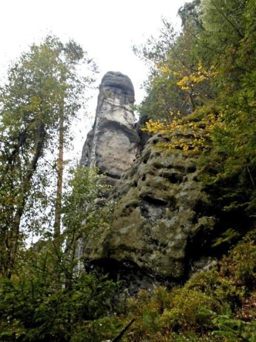Die Goldsteigsäule im Großen Zschand