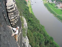 Steinschleuder - Südwestwand